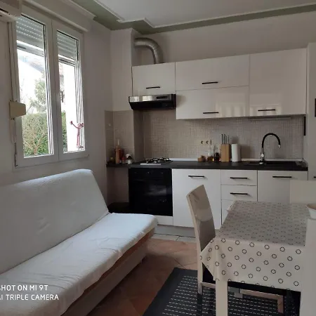 Apartment Svrco *