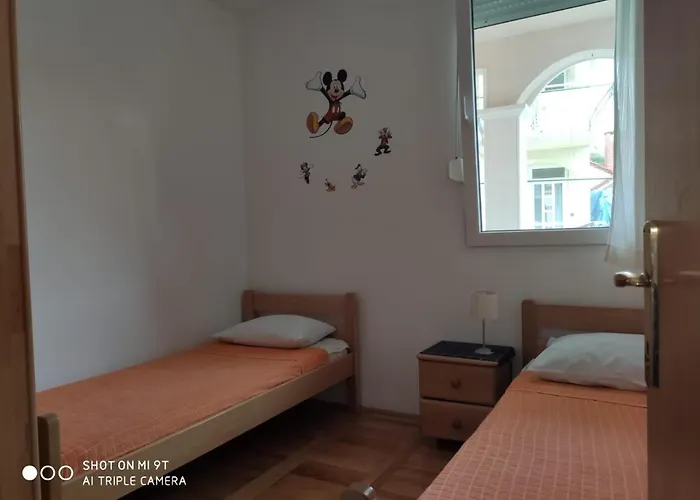 Svrco アパート *